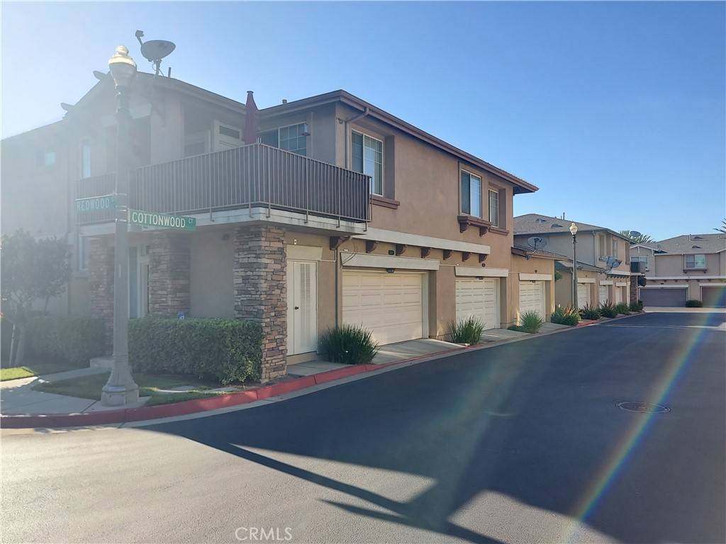 Carson, CA 90746,17811 Cottonwood CT