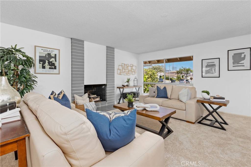 Torrance, CA 90504,3856 W 181st ST