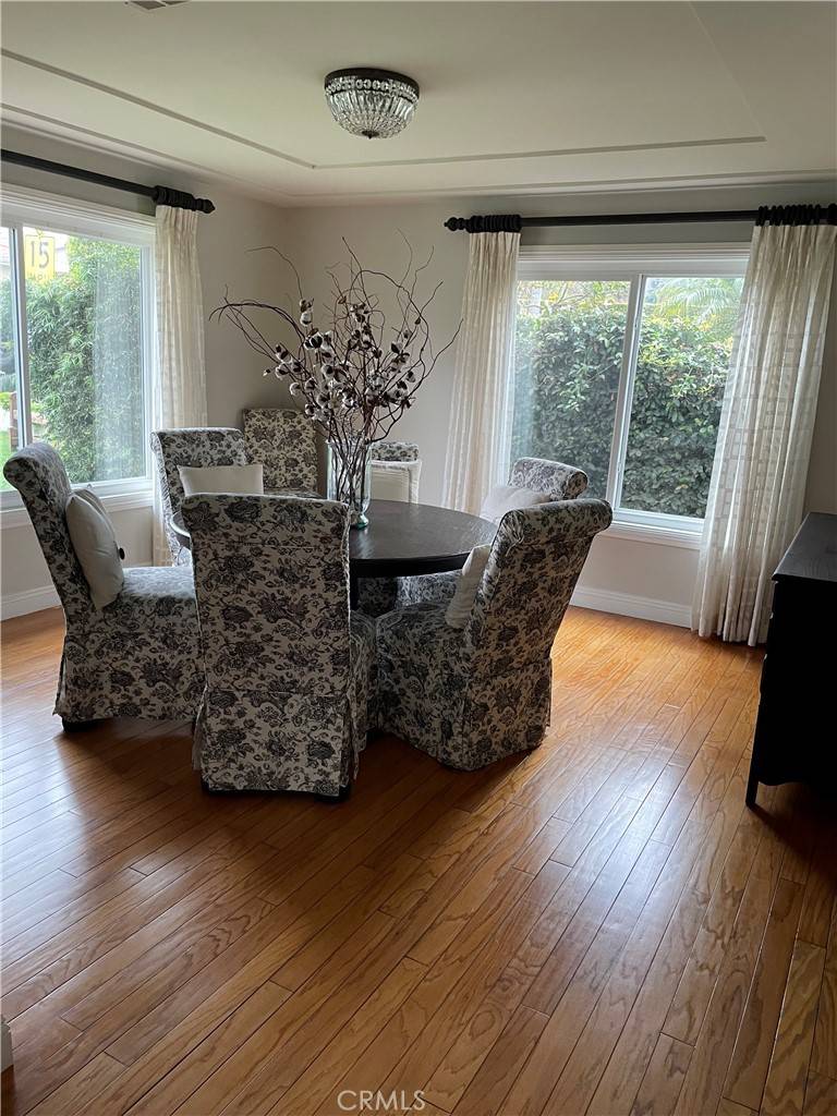 Hermosa Beach, CA 90254,532 25th ST