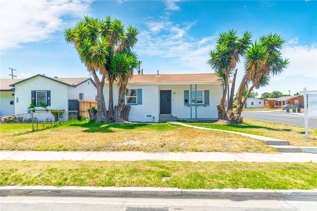 Compton, CA 90222,1242 W 134th ST