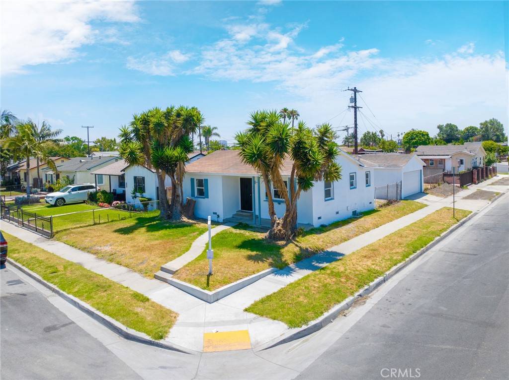 Compton, CA 90222,1242 W 134th ST