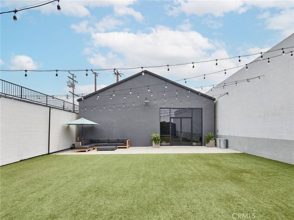 El Segundo, CA 90245,112 Arena ST