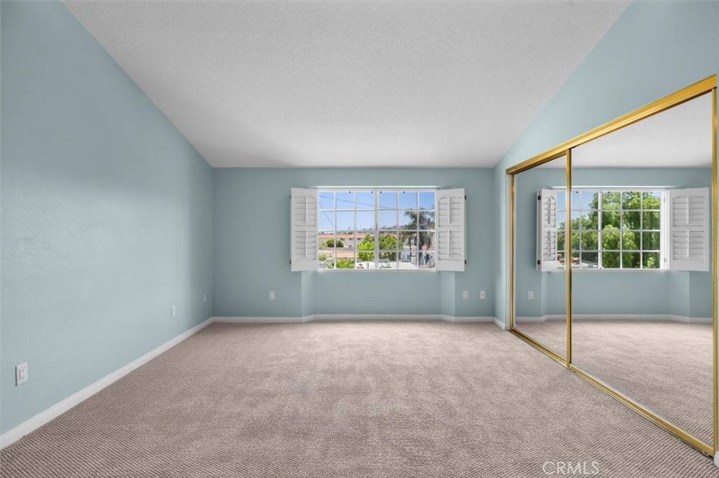 San Pedro, CA 90732,1307 W 7th ST #8