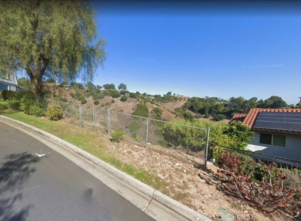 Rancho Palos Verdes, CA 90275,3239 Crownview DR