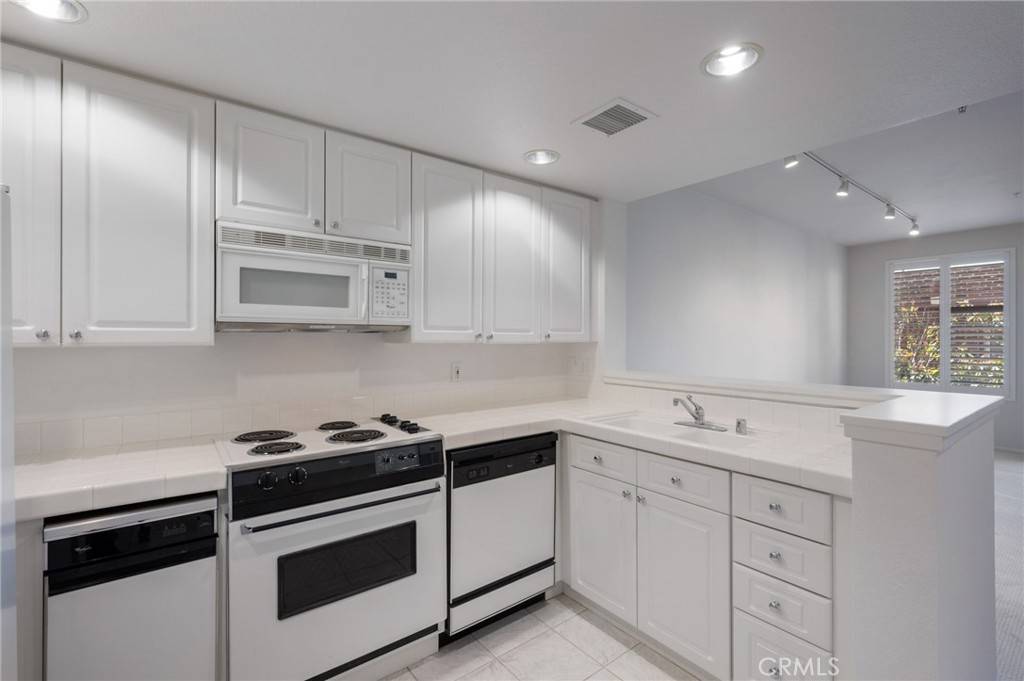 Torrance, CA 90501,1301 Cabrillo AVE #210
