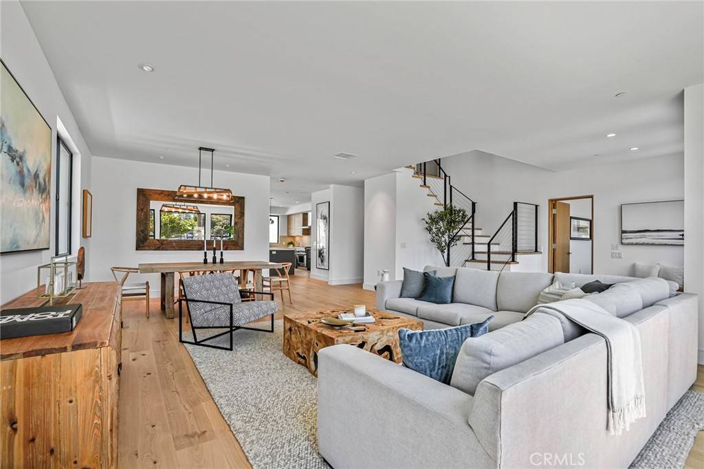 Redondo Beach, CA 90277,1003 S Prospect Ave