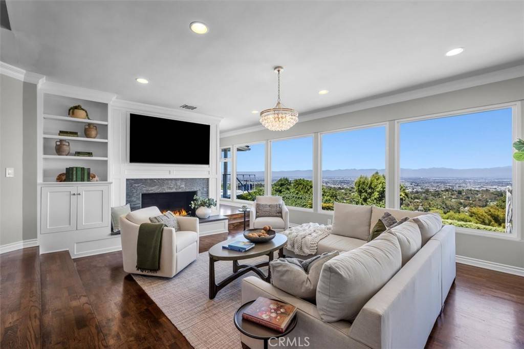 Rancho Palos Verdes, CA 90275,33 Cayuse Lane