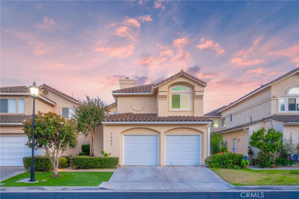 Torrance, CA 90503,2562 Woodbury DR