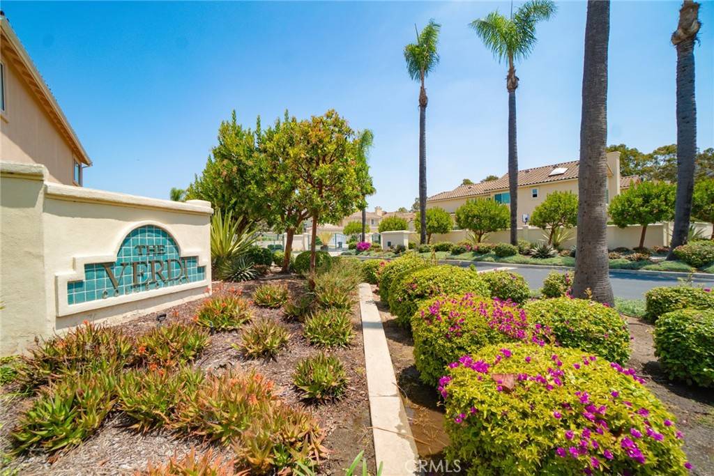 Torrance, CA 90503,2562 Woodbury DR