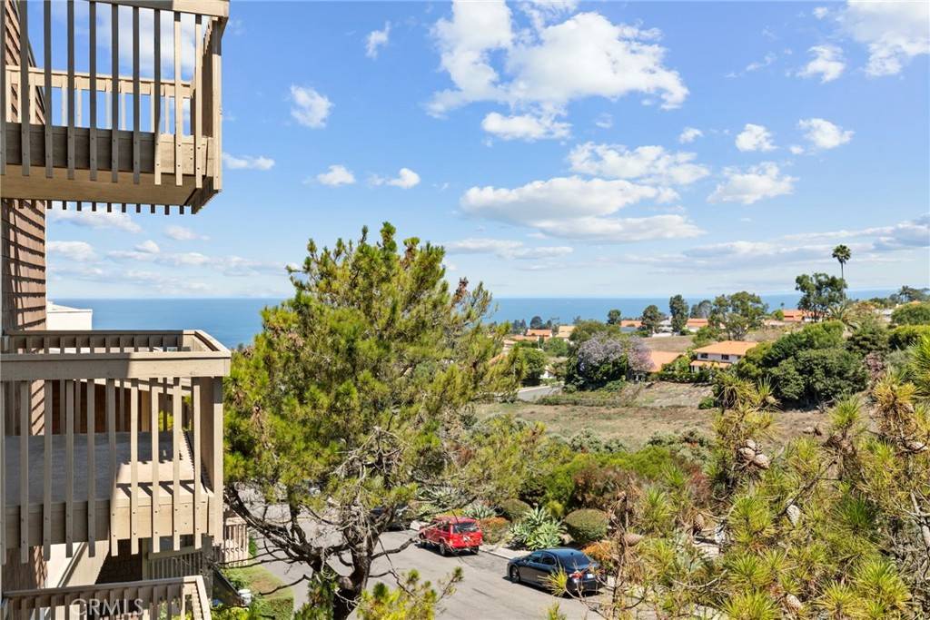 Rancho Palos Verdes, CA 90275,6542 Ocean Crest DR #B208