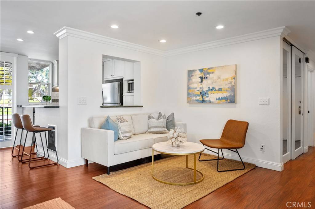 Redondo Beach, CA 90277,555 Esplanade #320