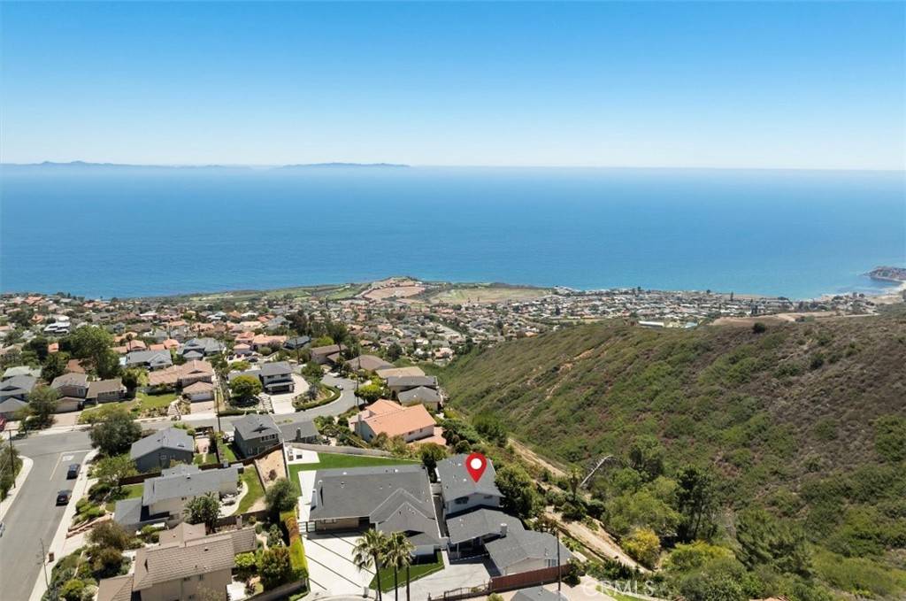 Rancho Palos Verdes, CA 90275,3666 Greve DR