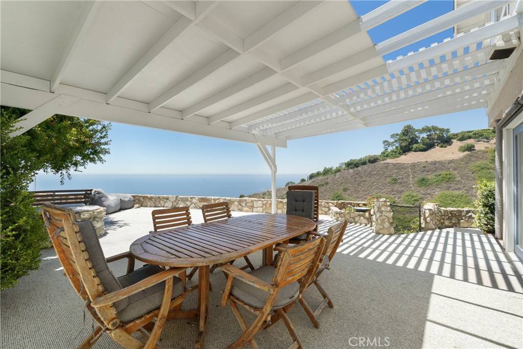 Rancho Palos Verdes, CA 90275,3666 Greve DR