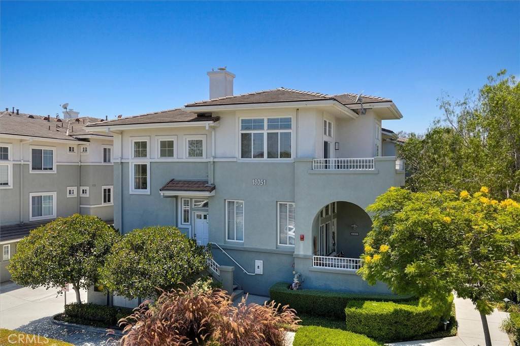 Huntington Beach, CA 92648,18051 Joyful LN #201