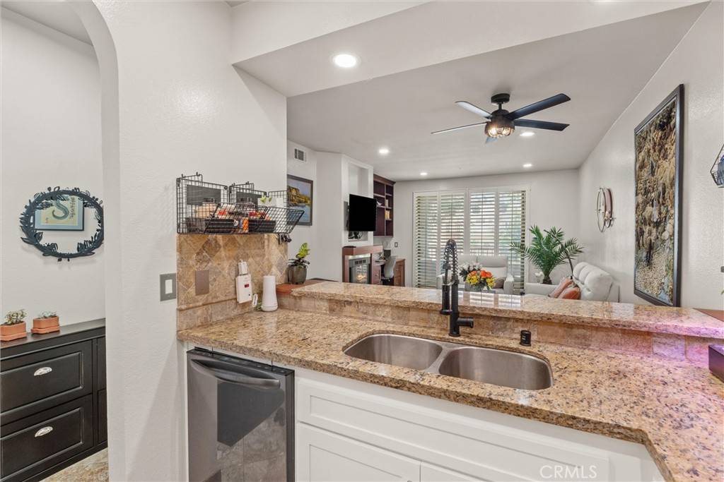 Long Beach, CA 90802,555 Maine AVE #113