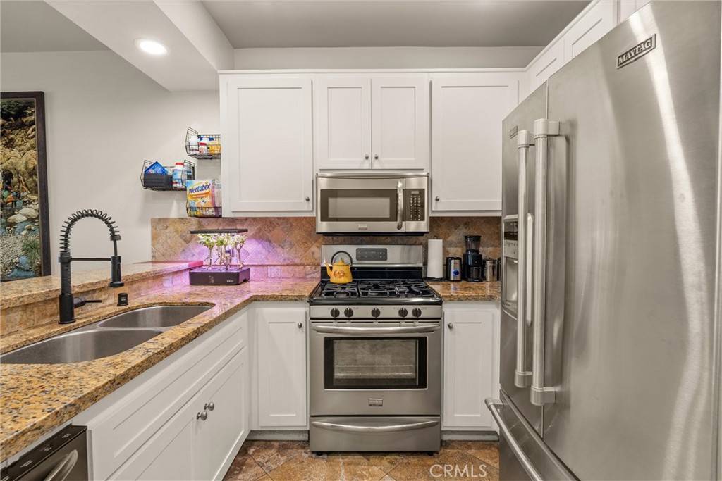 Long Beach, CA 90802,555 Maine AVE #113