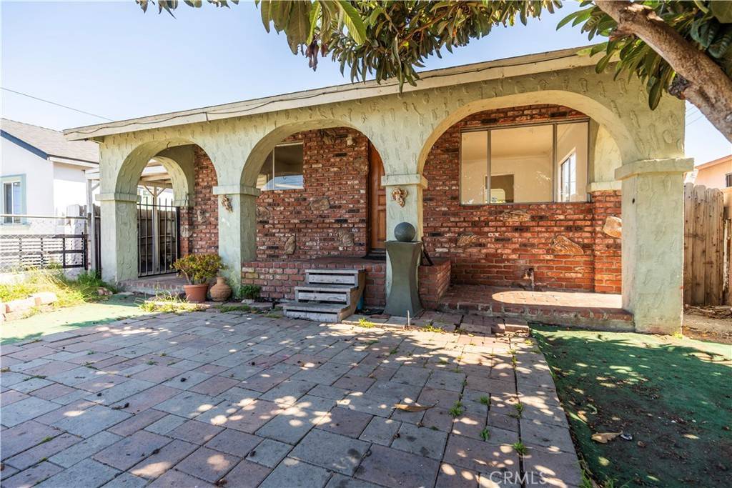 Lawndale, CA 90260,4576 166th Street