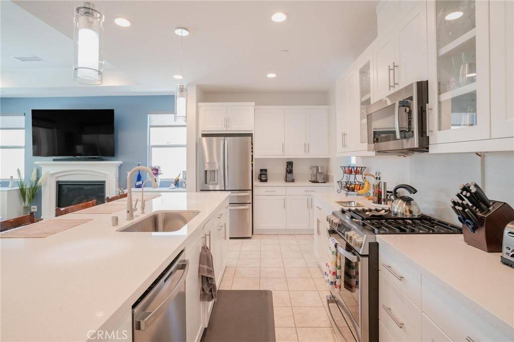 Temecula, CA 92591,32096 Hyacinth WAY