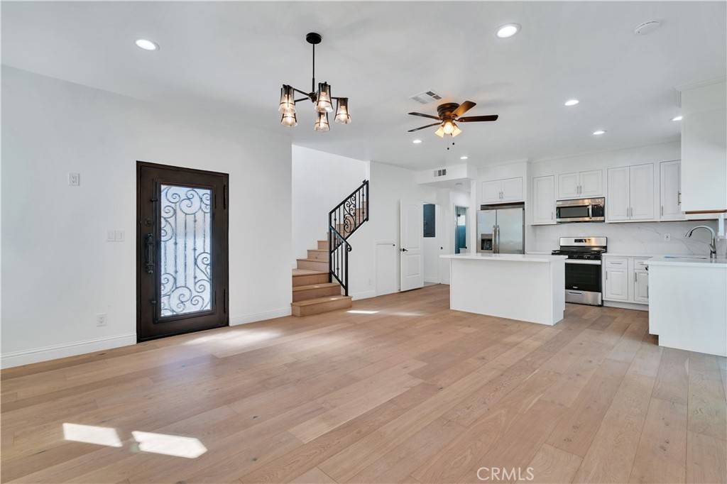 Culver City, CA 90230,11338 Barman AVE