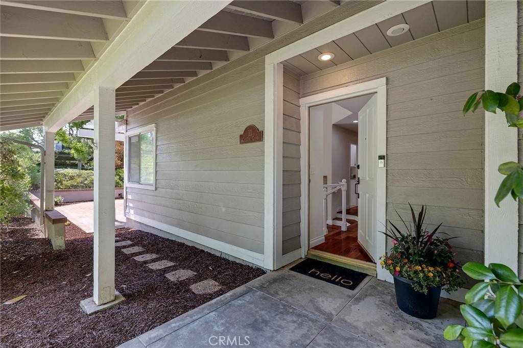 Manhattan Beach, CA 90266,11 Catalina CT