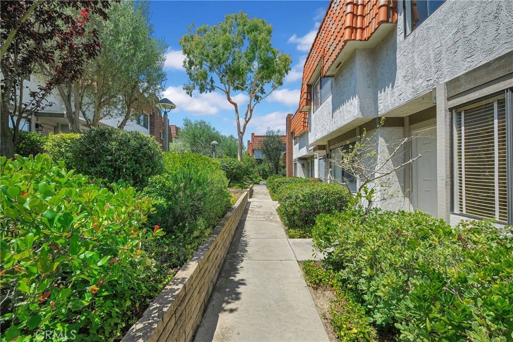 Rancho Palos Verdes, CA 90275,27937 Ridgebluff CT