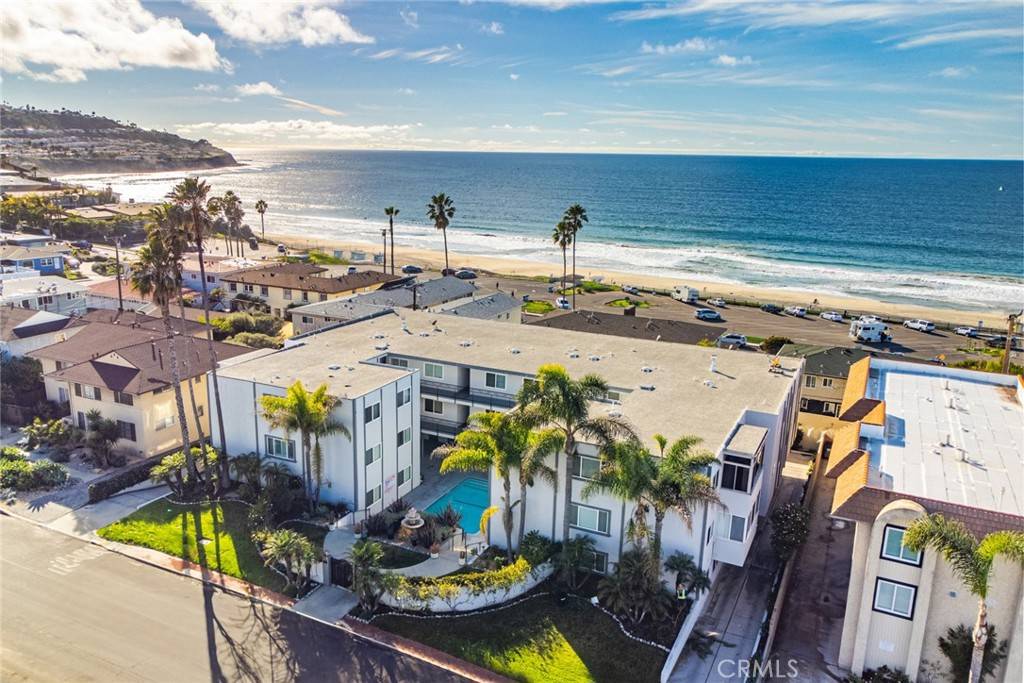 Redondo Beach, CA 90277,163 paseo de la concha #4