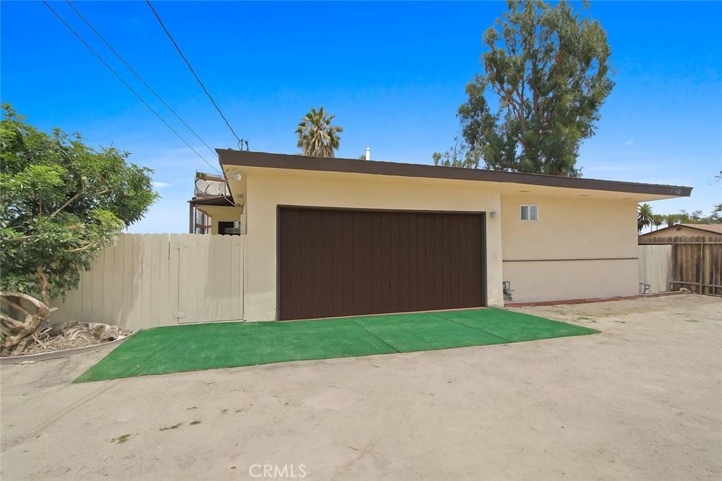 Lomita, CA 90717,2477 253rd ST