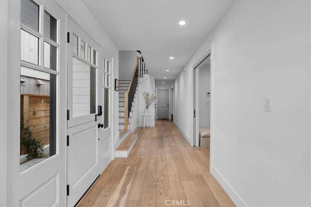 Manhattan Beach, CA 90266,441 34th ST