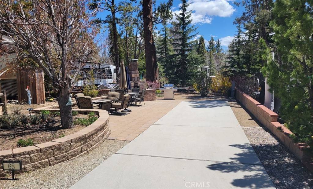 Fawnskin, CA 92314,40751 North Shore LN