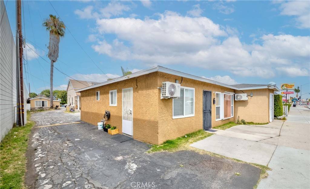 Bellflower, CA 90706,9863 Alondra BLVD