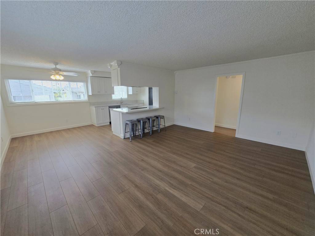 Redondo Beach, CA 90277,1214 Agate ST #D