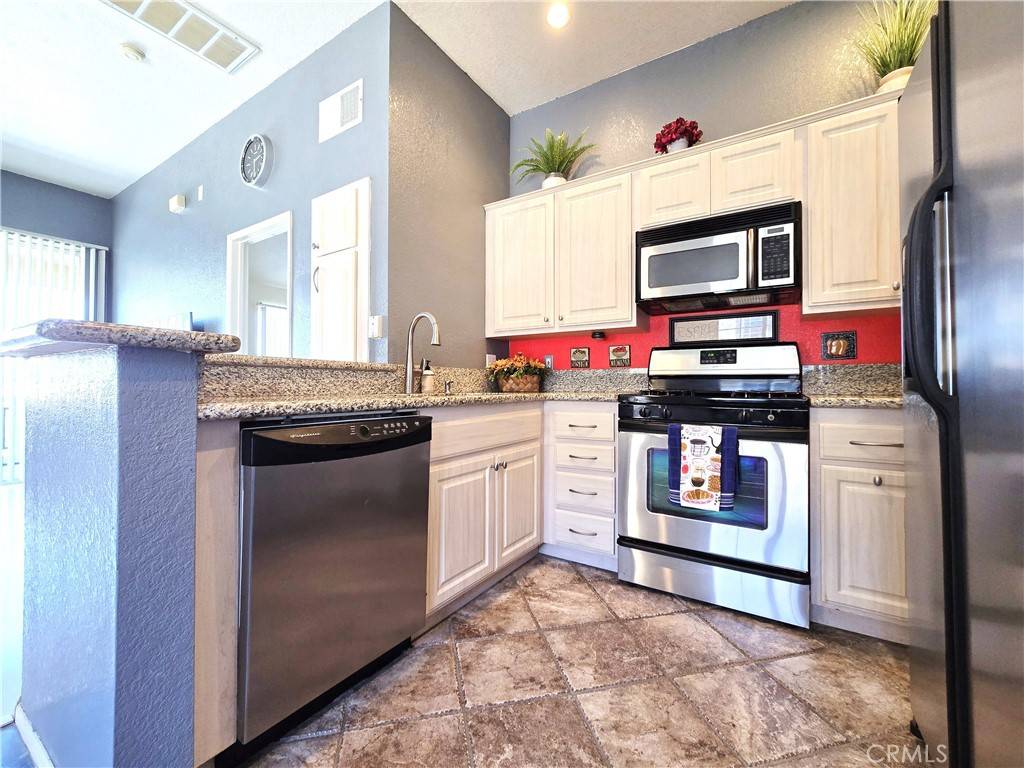 Torrance, CA 90502,21415 S Vermont AVE #12