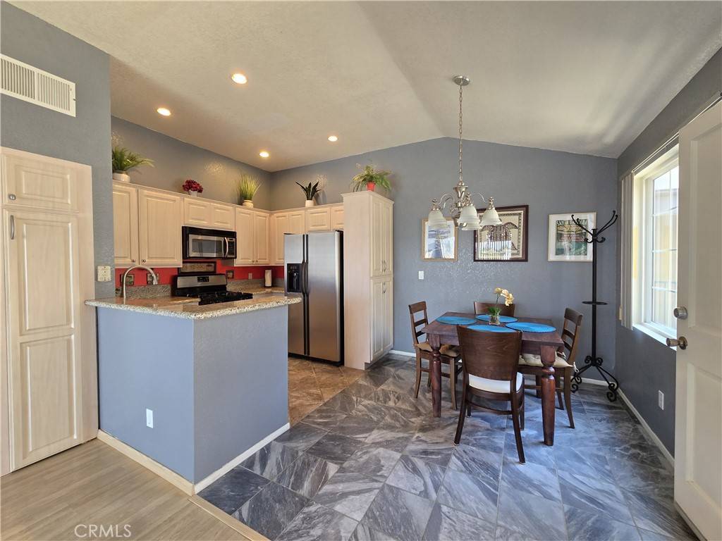 Torrance, CA 90502,21415 S Vermont AVE #12