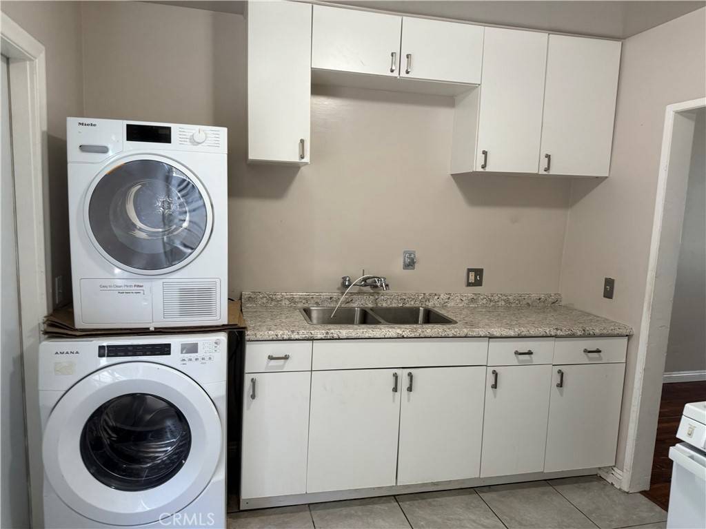 Lawndale, CA 90260,4611 W 152nd ST #1/2
