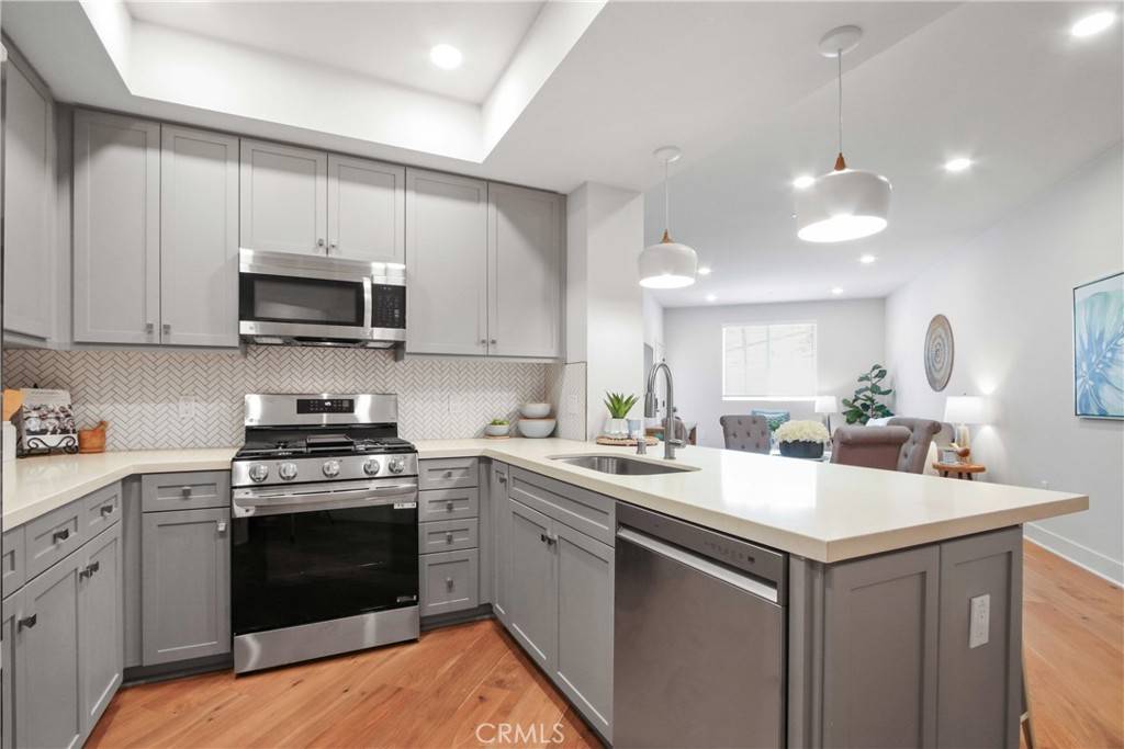 Rolling Hills Estates, CA 90274,927 Deep Valley DR #122