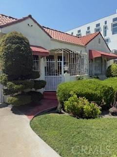 Los Angeles, CA 90016,2541 S Curson AVE