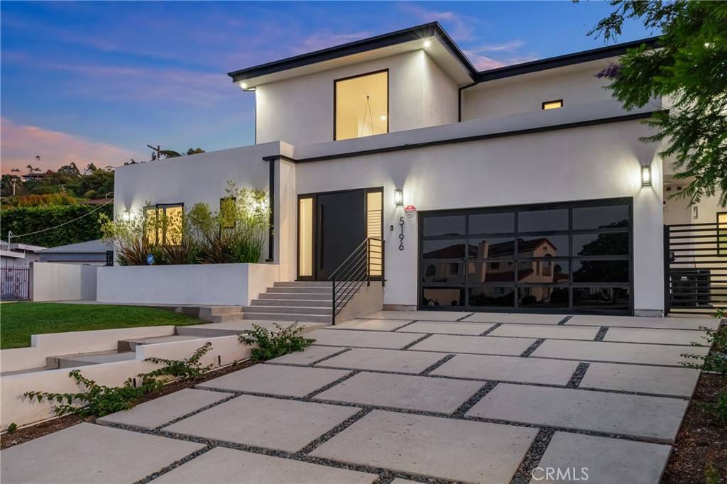 Los Angeles, CA 90008,5196 Orange PL