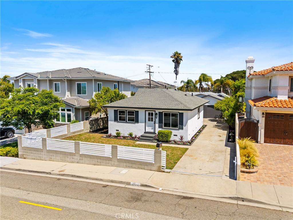Redondo Beach, CA 90278,2419 Graham AVE