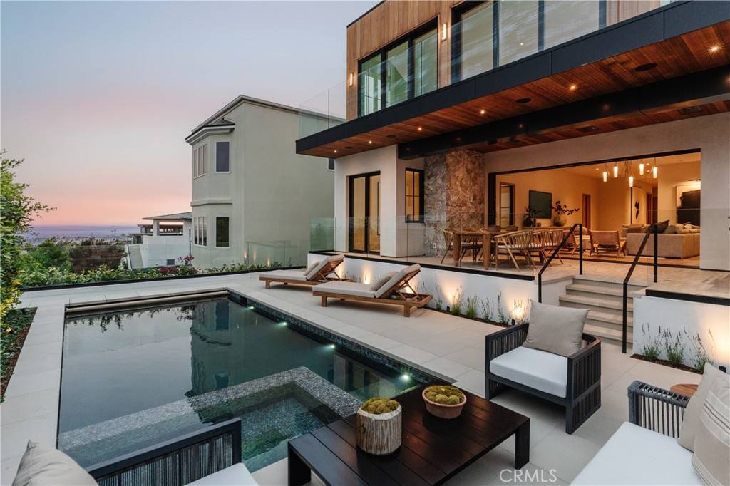 Manhattan Beach, CA 90266,876 5th ST