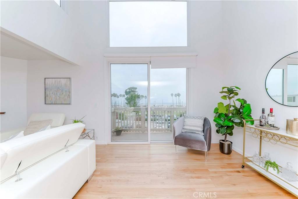 Playa Del Rey, CA 90293,6690 Vista Del Mar #H