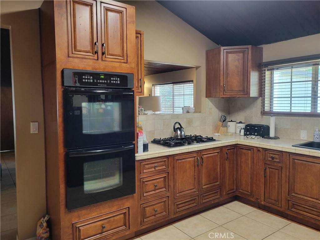 Long Beach, CA 90805,7161 N Atlantic PL