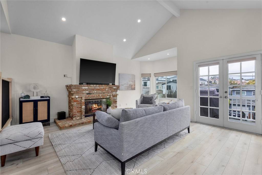 Redondo Beach, CA 90278,1727 Spreckels LN