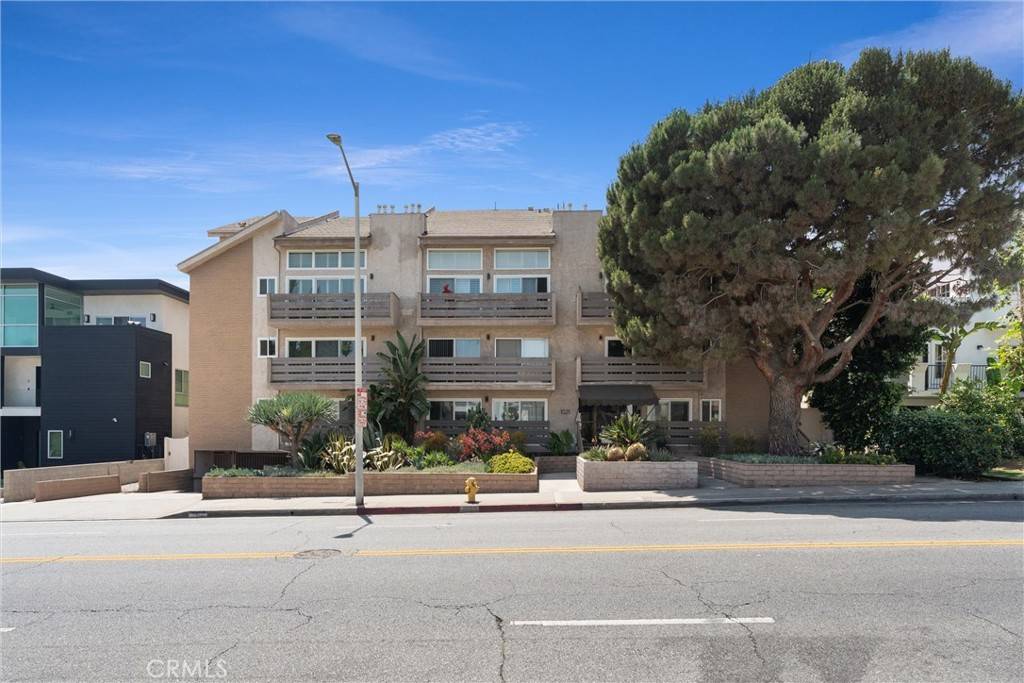 Los Angeles, CA 90046,1021 N Crescent Heights BLVD #101
