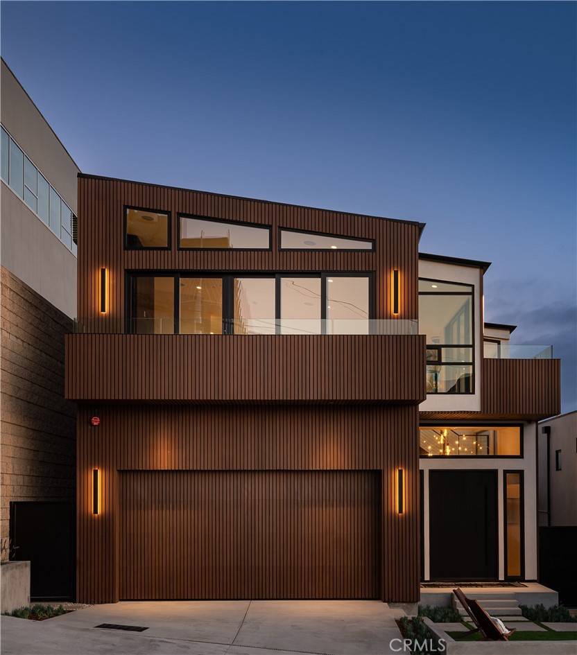 Hermosa Beach, CA 90254,740 24th PL