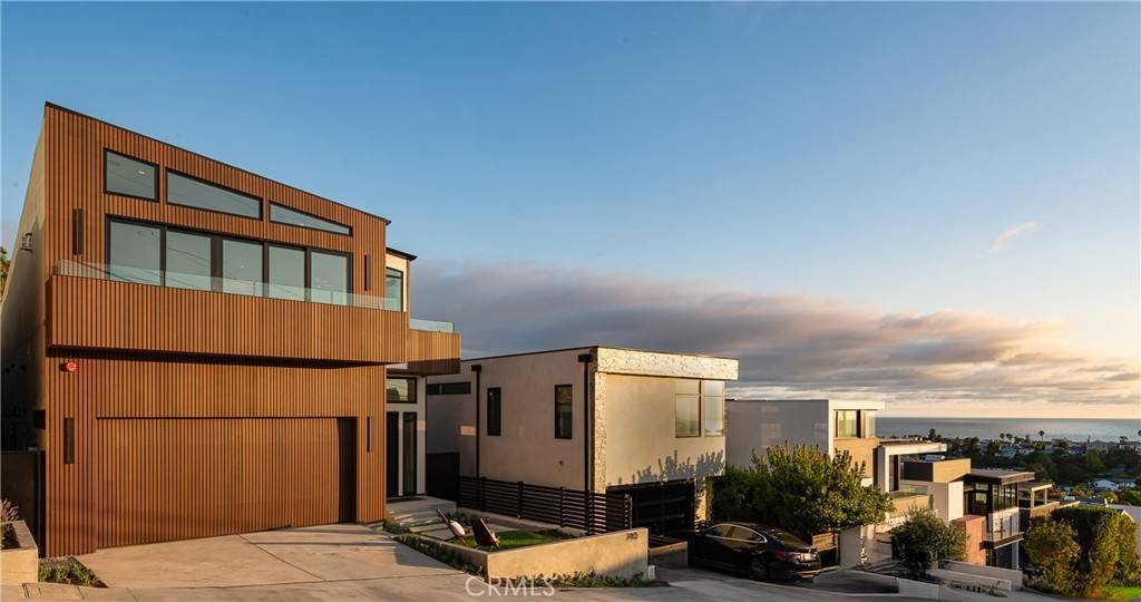 Hermosa Beach, CA 90254,740 24th PL