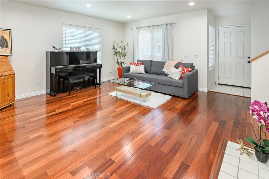 Torrance, CA 90503,2800 Plaza Del Amo #74