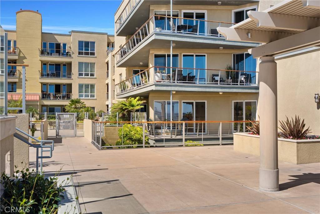 Long Beach, CA 90802,1400 E Ocean BLVD #2111