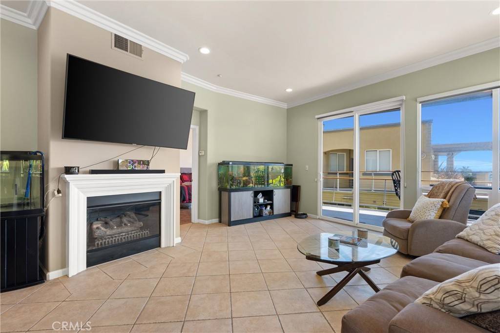 Long Beach, CA 90802,1400 E Ocean BLVD #2111