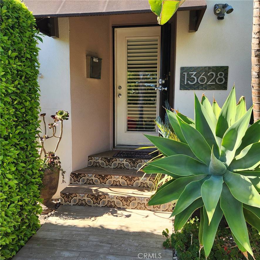 Gardena, CA 90247,13628 S Mariposa AVE