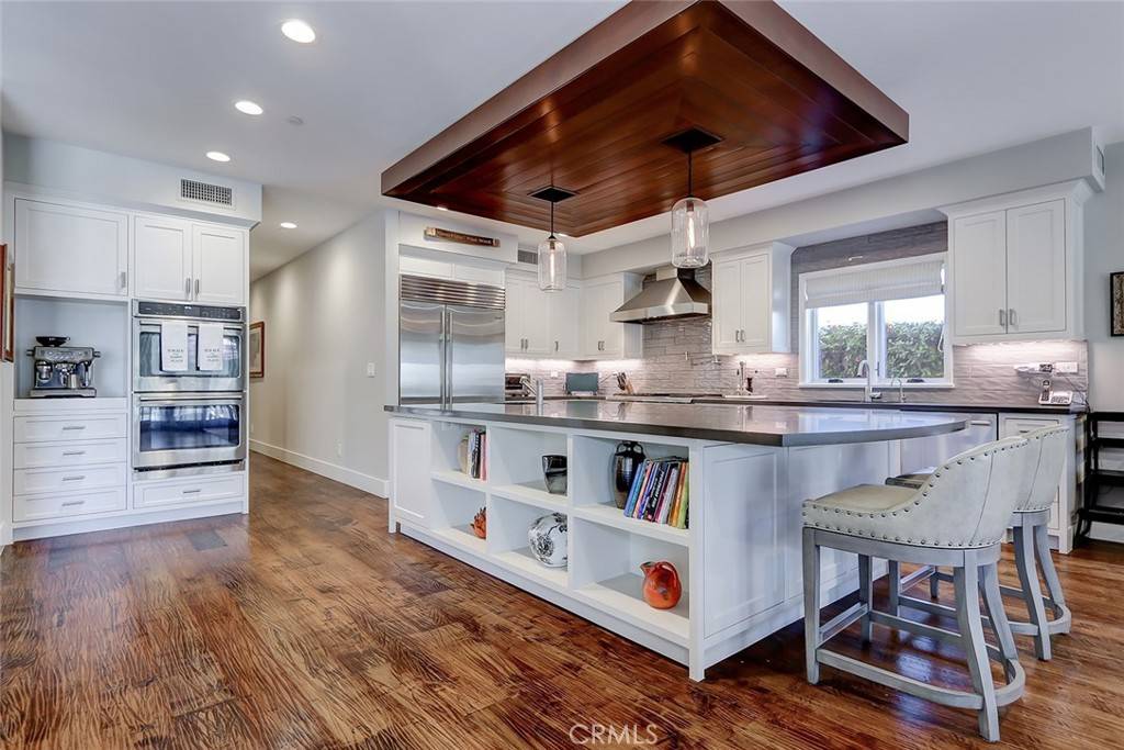 Manhattan Beach, CA 90266,1833 8th ST